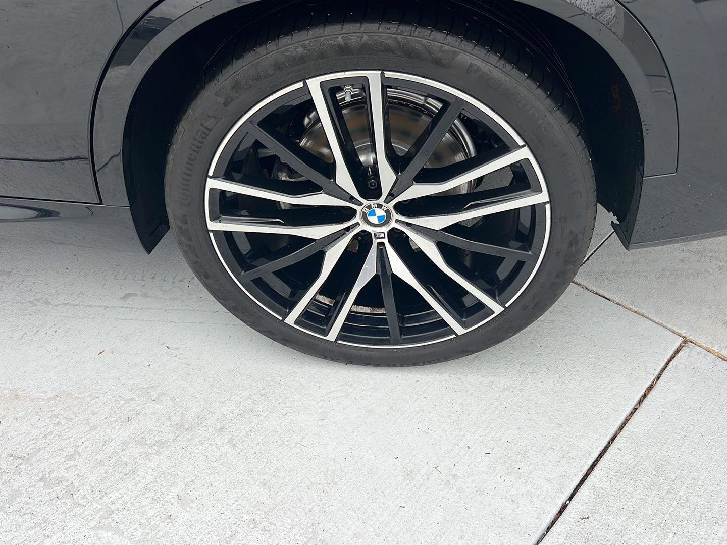 Certified 2022 BMW X5 xDrive40i w/ M Sport Package image 39