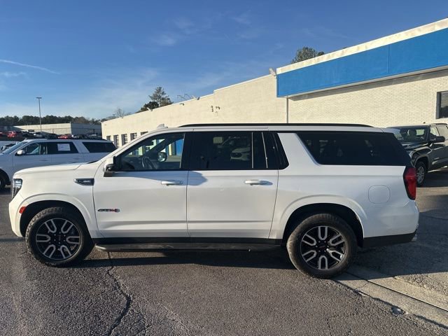 Used 2022 GMC Yukon XL AT4 image 5