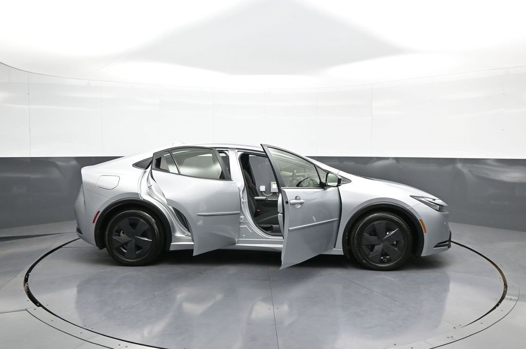 Certified 2024 Toyota Prius Prime SE image 40