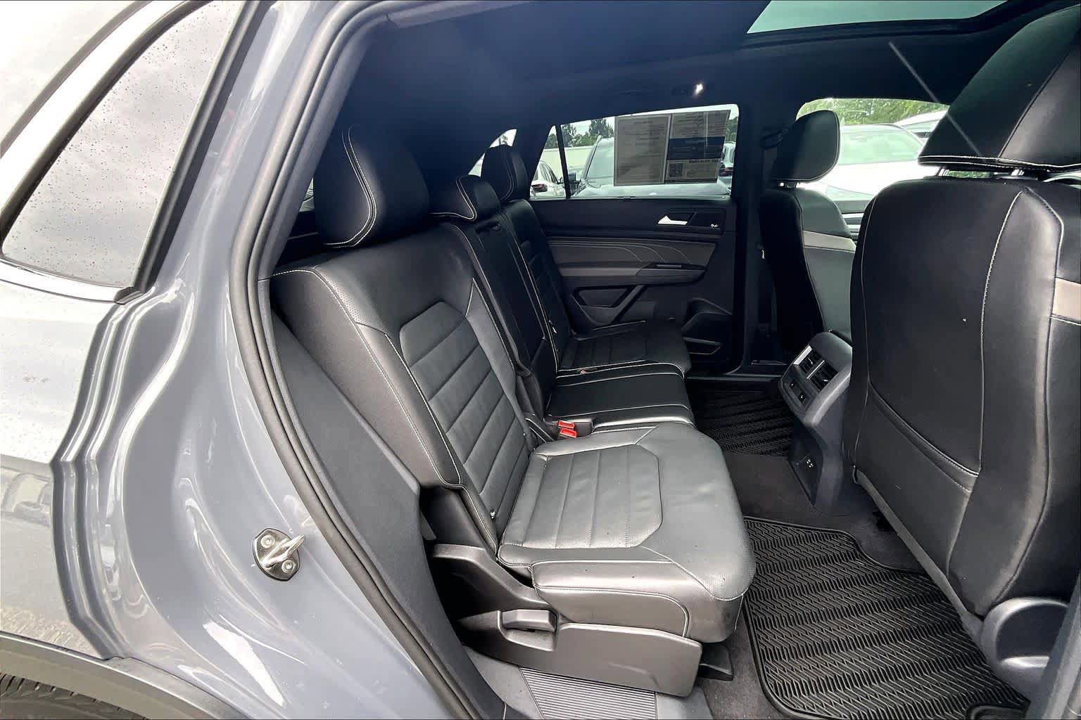 Used 2023 Volkswagen Atlas Cross Sport SEL Premium R-Line AWD/4WD image 20