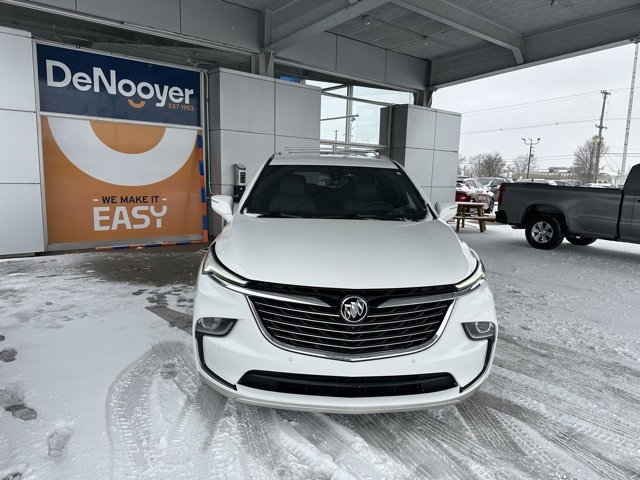 Used 2022 Buick Enclave Premium image 2