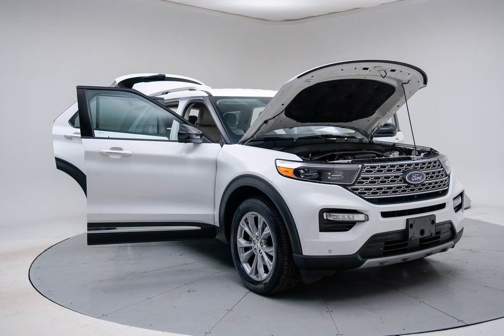 Used 2023 Ford Explorer Limited image 15