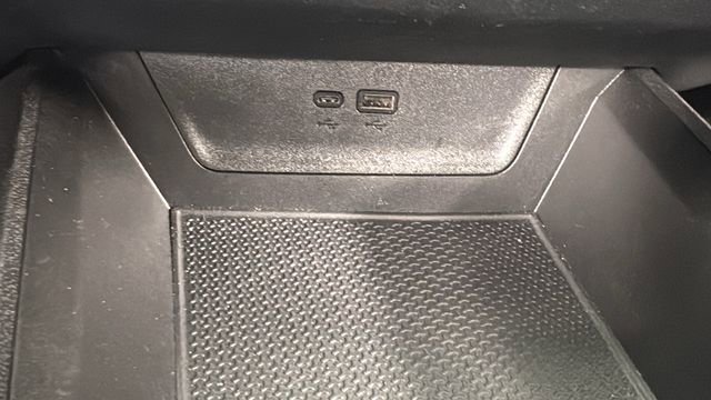 Used 2025 Chevrolet Equinox LT image 28