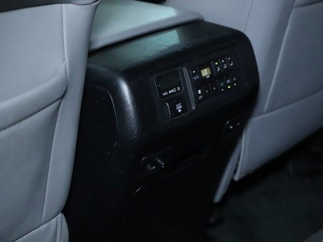 Used 2012 Toyota Sequoia Platinum image 17