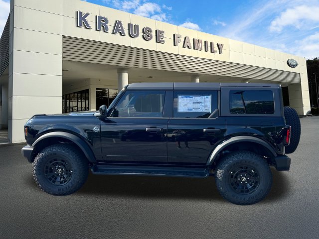 New 2026 Ford Bronco Outer Banks w/ Sasquatch Package AWD/4WD image 4