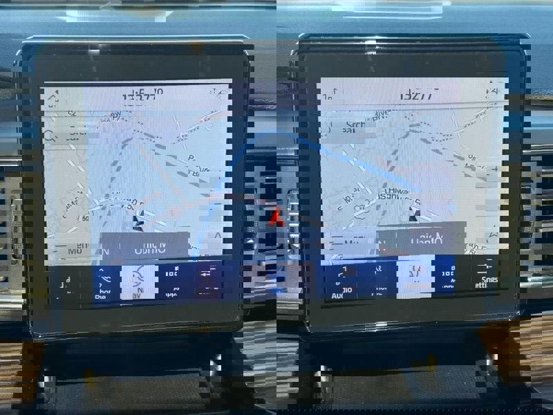 Used 2021 Ford Explorer Limited w/ Equipment Group 301A image 23