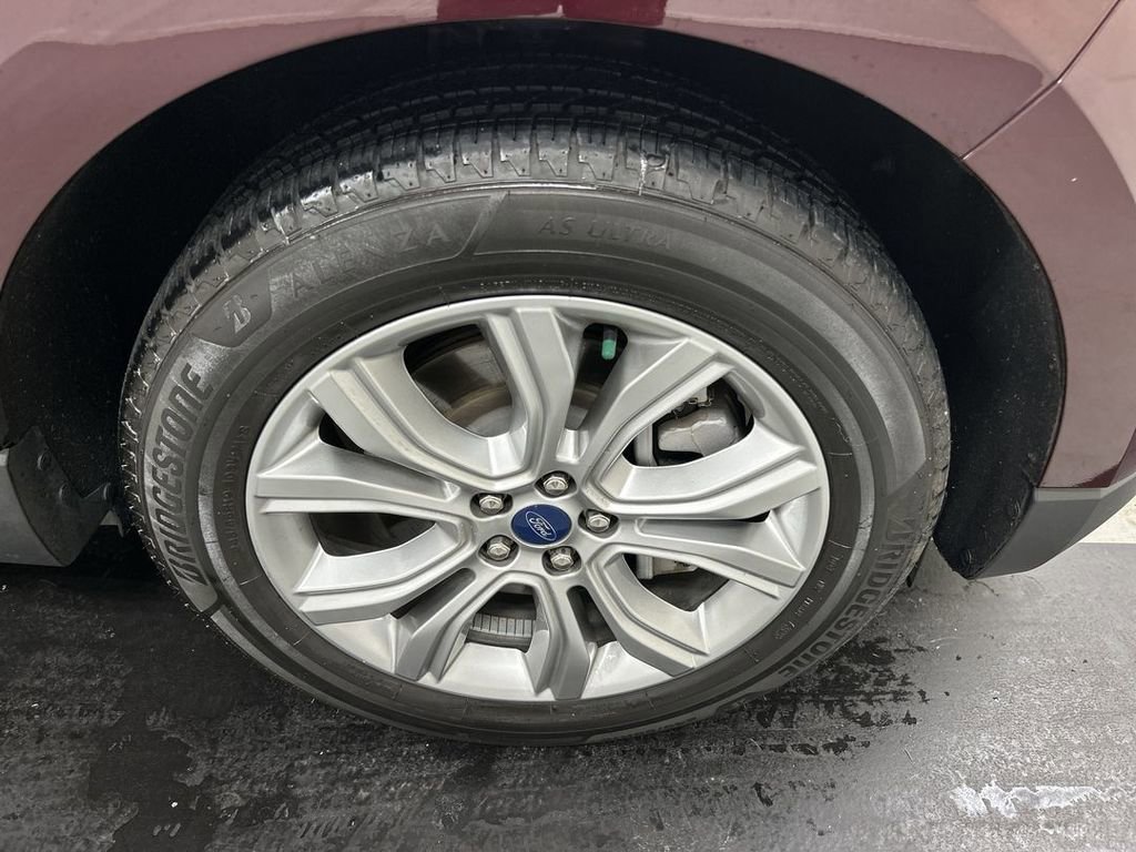 Used 2022 Ford Edge Titanium AWD/4WD image 8