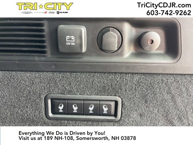 Used 2024 Jeep Grand Wagoneer Series II w/ Quick Order Packagew 28T image 52
