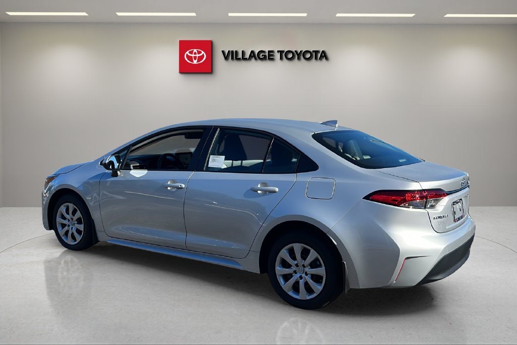 New 2027 Toyota Corolla LE FWD image 3