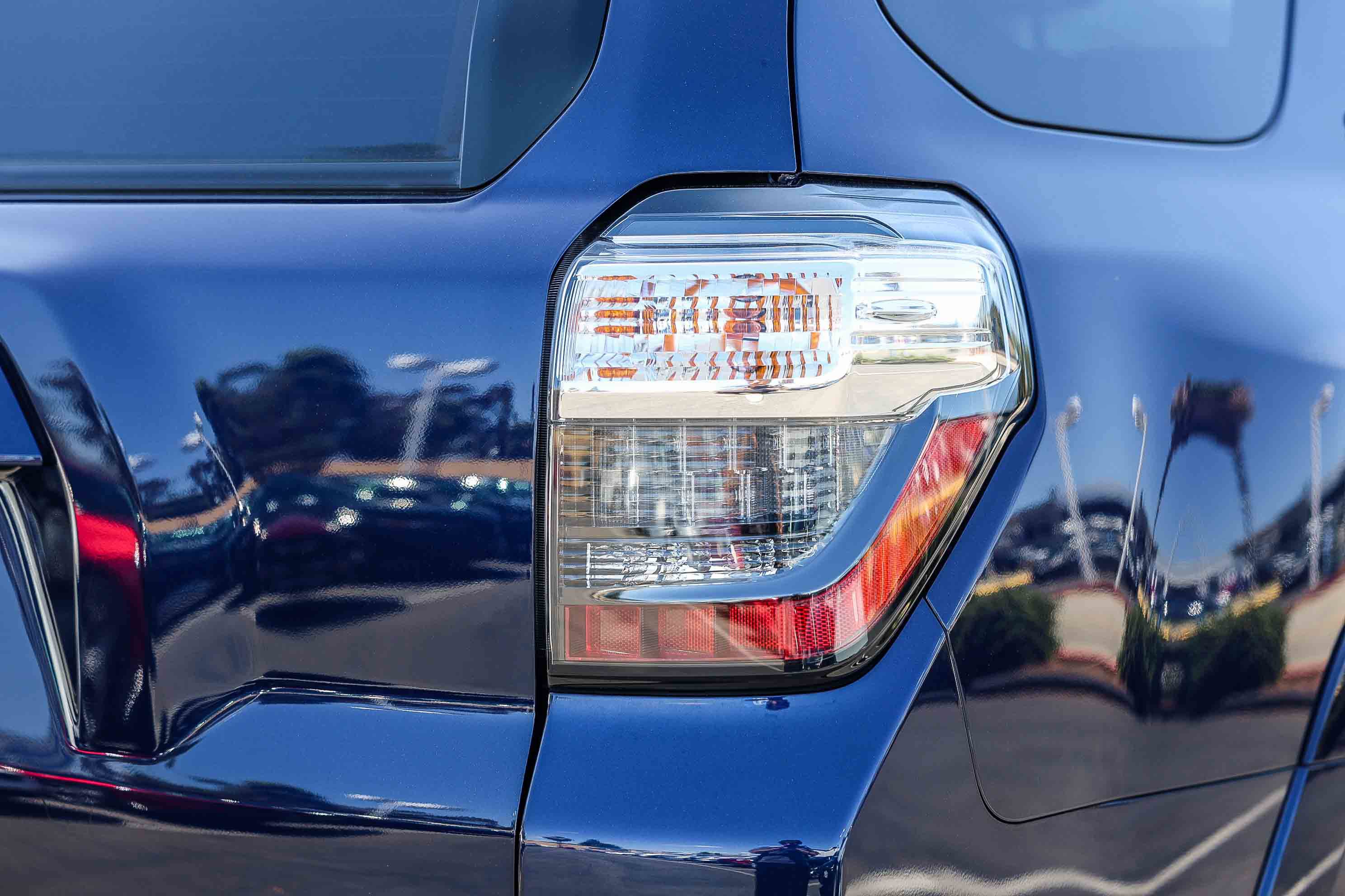 Used 2024 Toyota 4Runner SR5 Premium w/ Moonroof Package RWD image 27