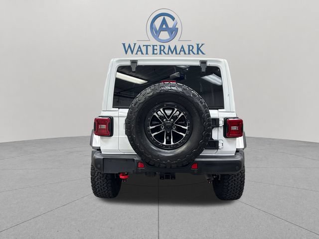 Used 2024 Jeep Wrangler Unlimited Rubicon AWD/4WD image 4