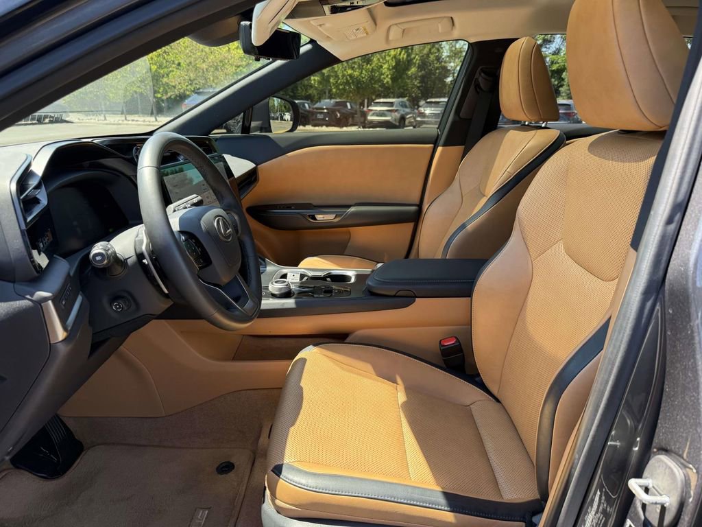 Used 2023 Lexus RZ 450e Premium w/ Technology Package AWD/4WD image 14
