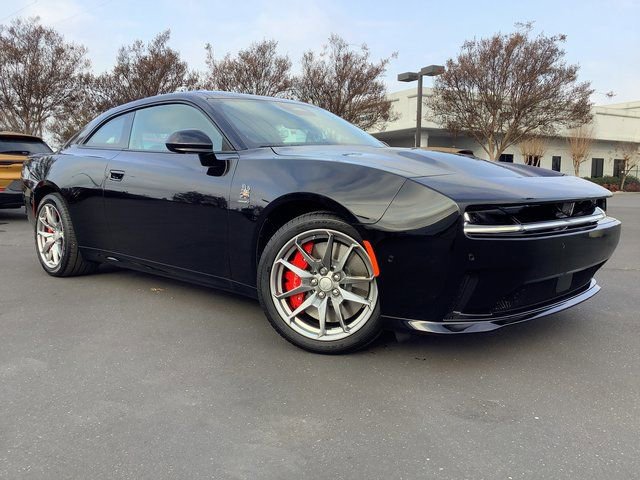 New 2024 Dodge Charger R/T Scat Pack w/ Plus Group image 2