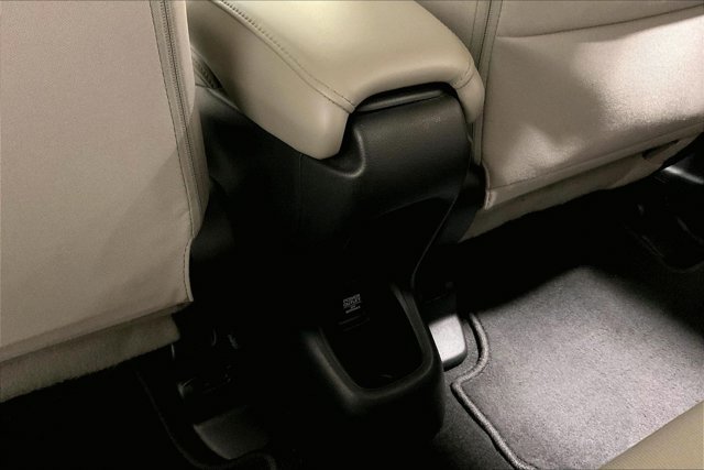 Used 2018 Honda HR-V LX image 34