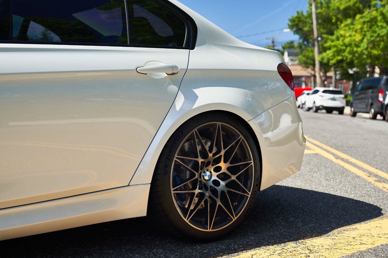 Used 2018 BMW M3 RWD image 47