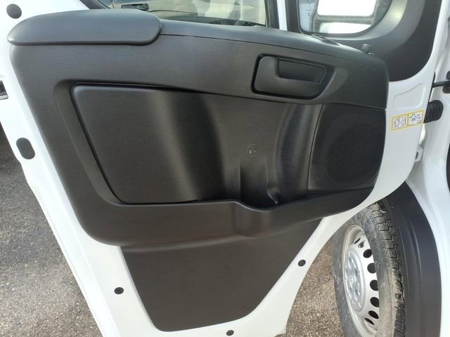 Used 2025 RAM ProMaster 3500 w/ Premium Convenience Group image 9