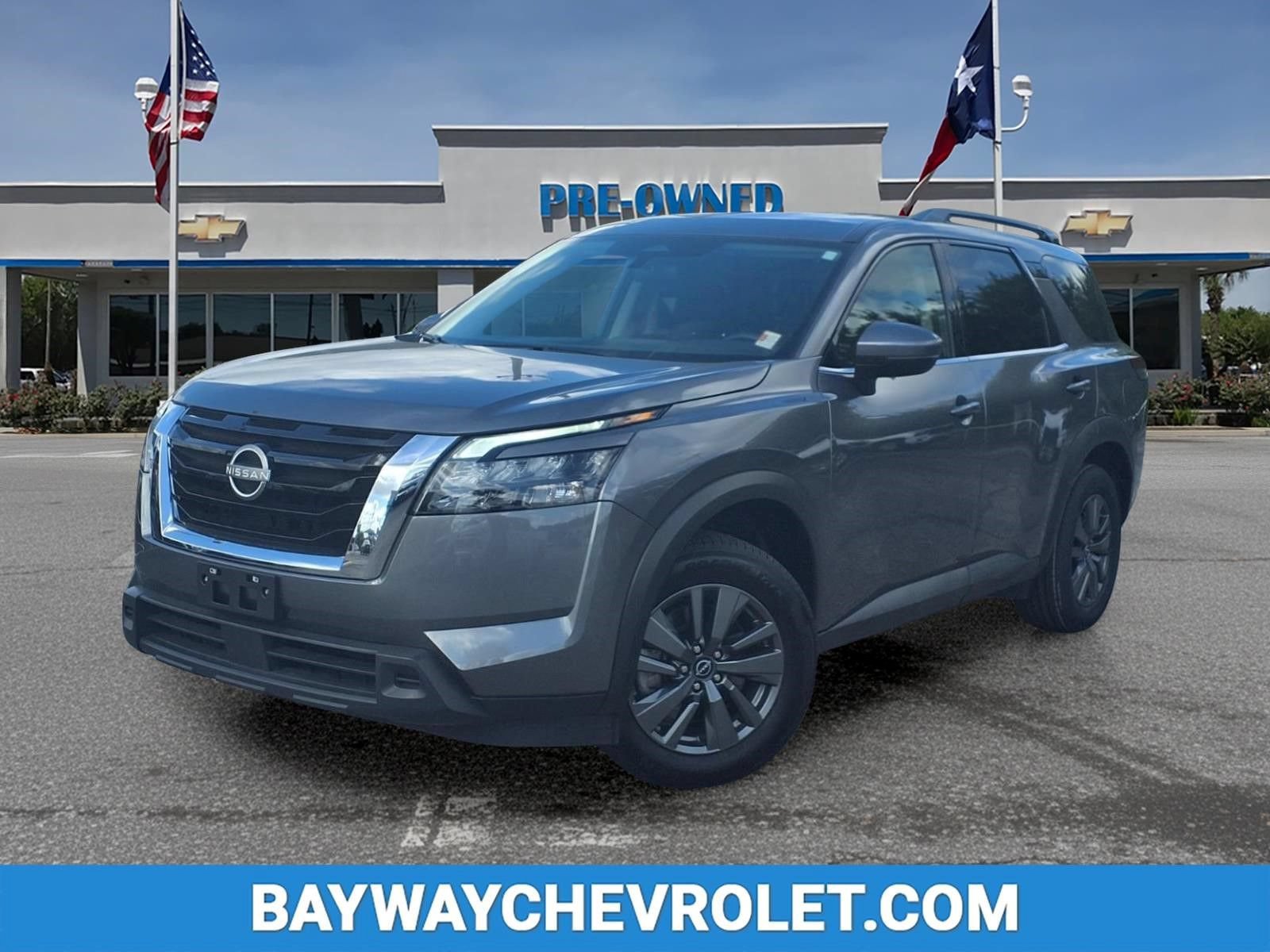 Used 2025 Nissan Pathfinder SV