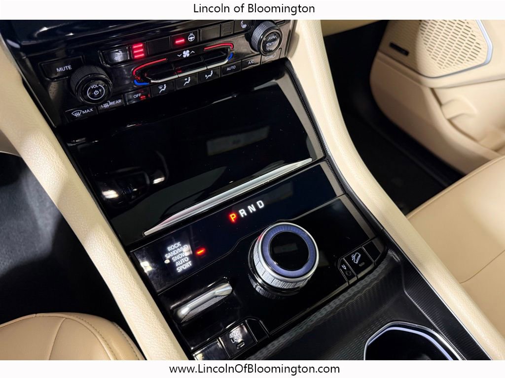 Used 2024 Jeep Grand Cherokee Limited 4xe image 32