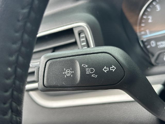 Used 2023 Ford Explorer XLT w/ Equipment Group 202A AWD/4WD image 28