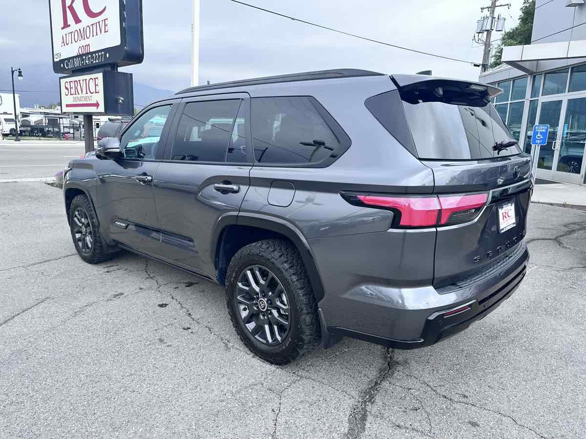 Used 2024 Toyota Sequoia Platinum image 7