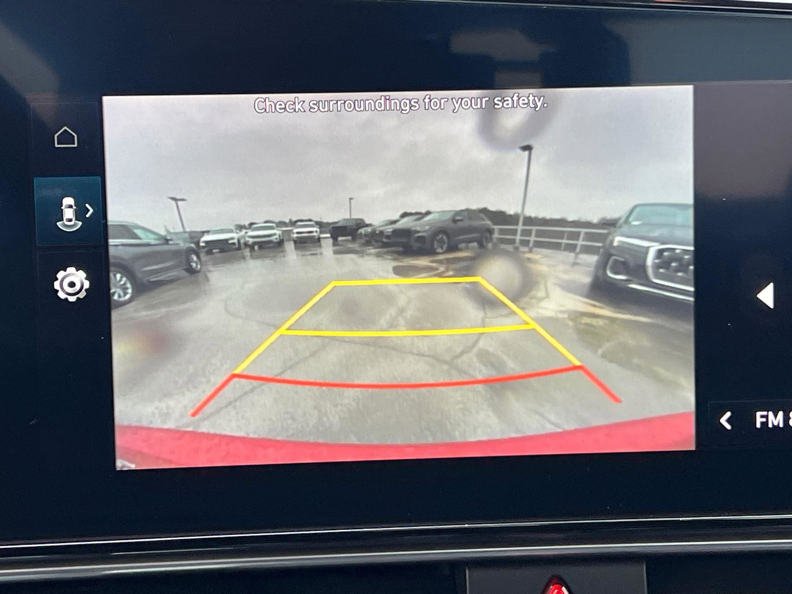 Used 2023 Hyundai Elantra SEL w/ Convenience Package image 30