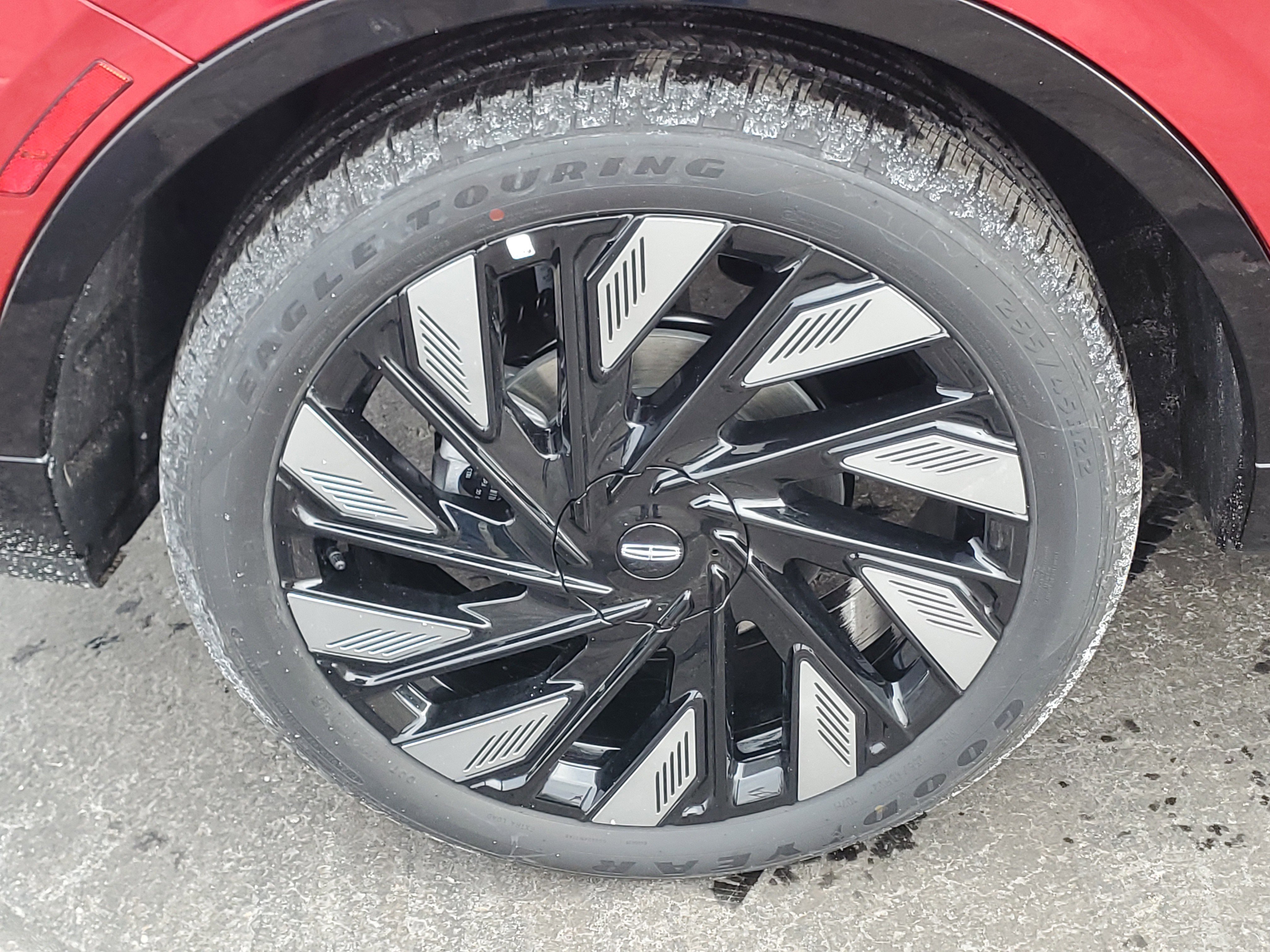 New 2026 Lincoln Nautilus Reserve w/ Jet Appearance Package image 5