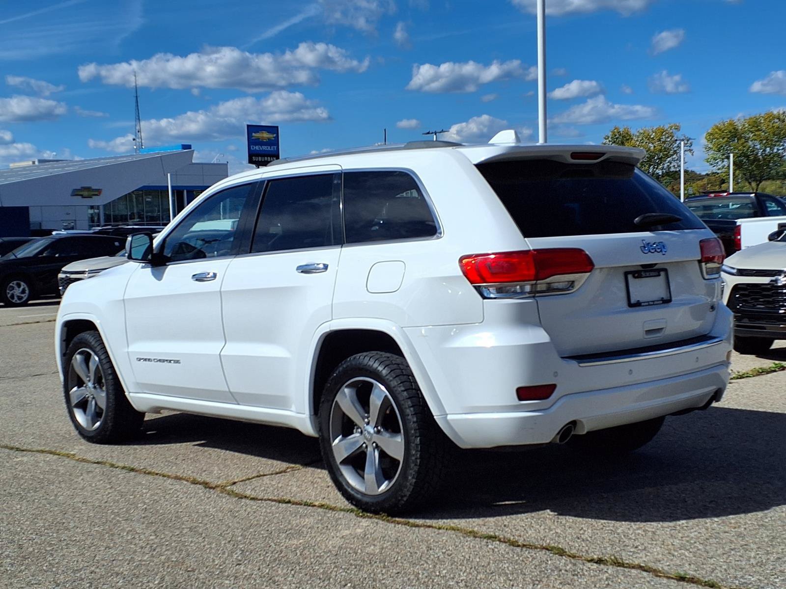 Used 2015 Jeep Grand Cherokee Overland RWD image 7