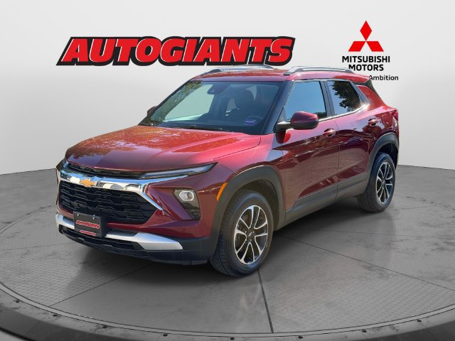 Used 2025 Chevrolet TrailBlazer LT AWD/4WD image 7