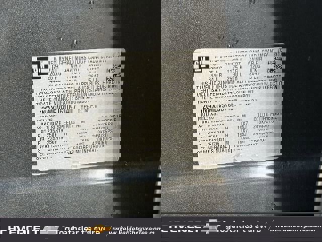 Used 2018 Chevrolet Equinox Premier image 39