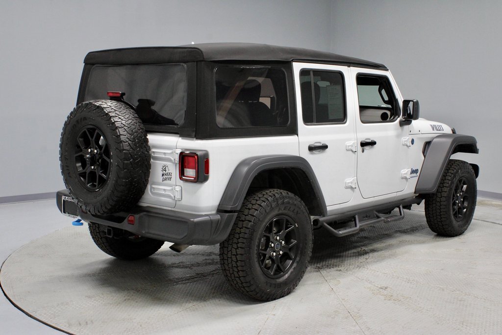 Used 2024 Jeep Wrangler Unlimited image 12