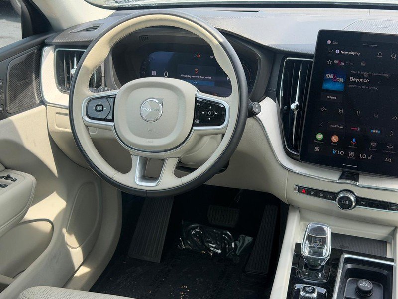 Certified 2026 Volvo XC60 B5 Ultra AWD/4WD image 13