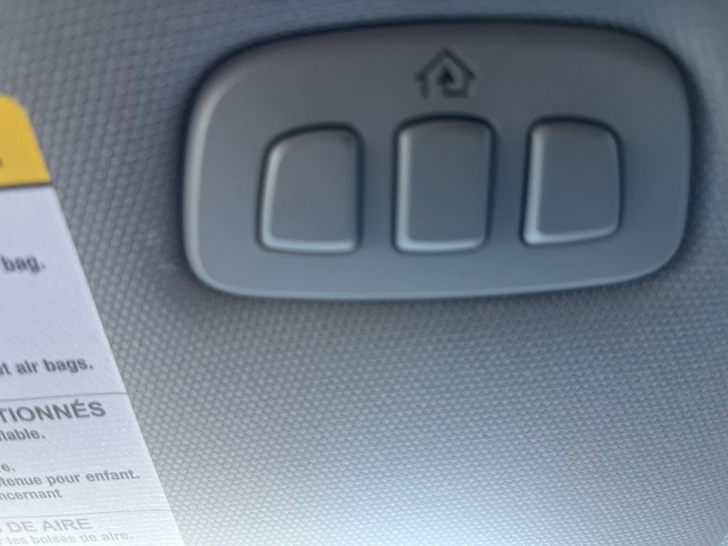 Used 2023 Ford Explorer Limited image 25