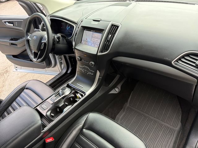 Used 2019 Ford Edge SEL w/ Equipment Group 201A AWD/4WD image 23