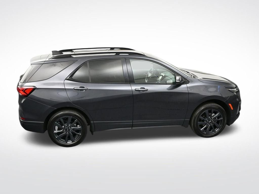 Used 2023 Chevrolet Equinox RS w/ RS Leather Package image 22