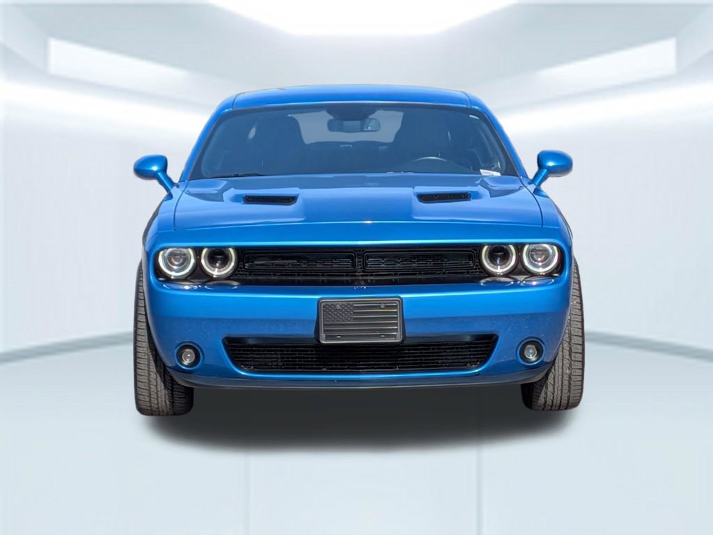 Used 2023 Dodge Challenger SXT w/ Blacktop Package image 18
