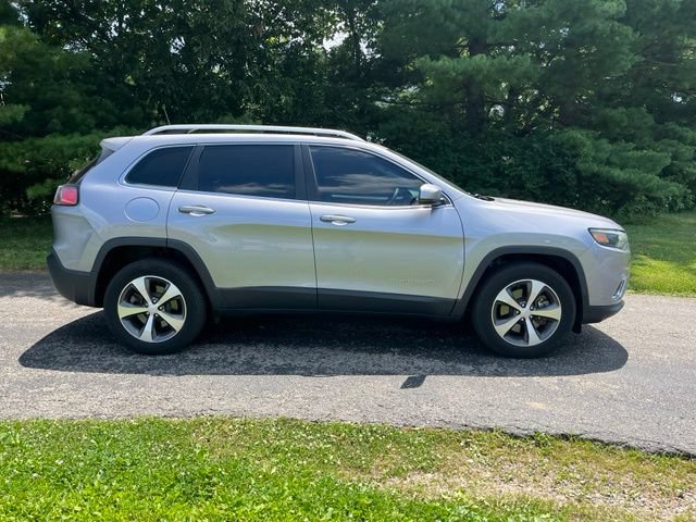 Used 2020 Jeep Cherokee Limited AWD/4WD image 2