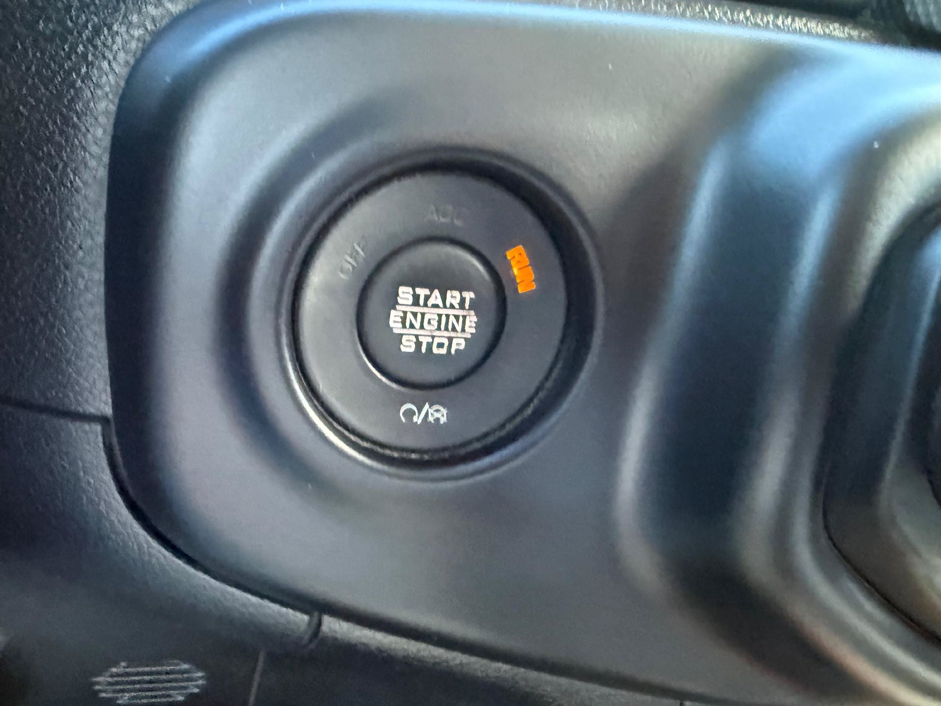 Used 2021 Jeep Gladiator Mojave AWD/4WD image 23
