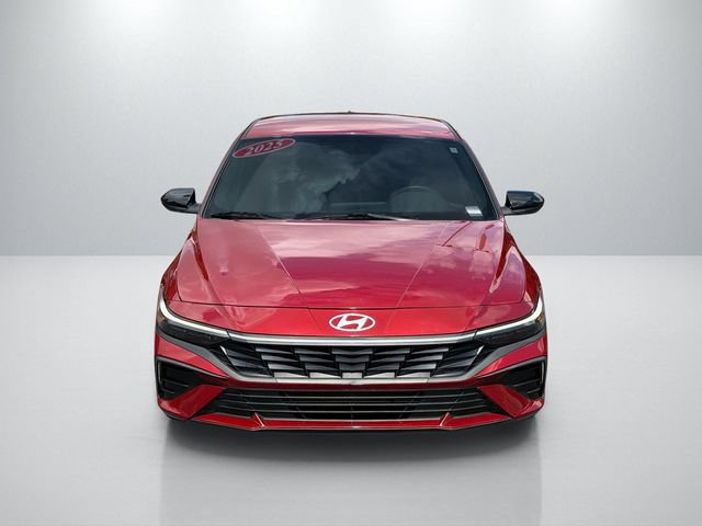Used 2025 Hyundai Elantra Sport FWD image 2