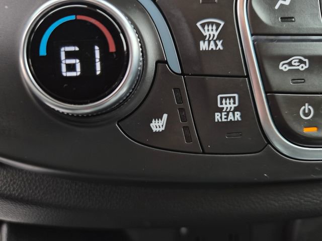 Used 2023 Chevrolet Traverse LT FWD image 31
