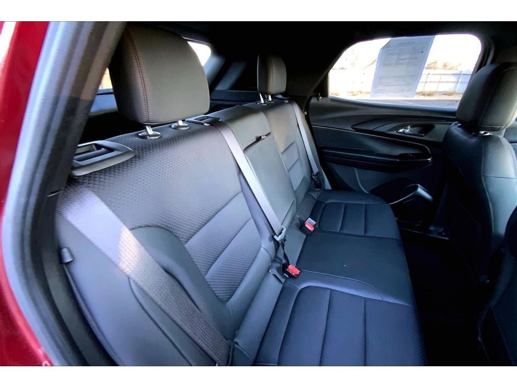Used 2022 Chevrolet TrailBlazer RS image 27