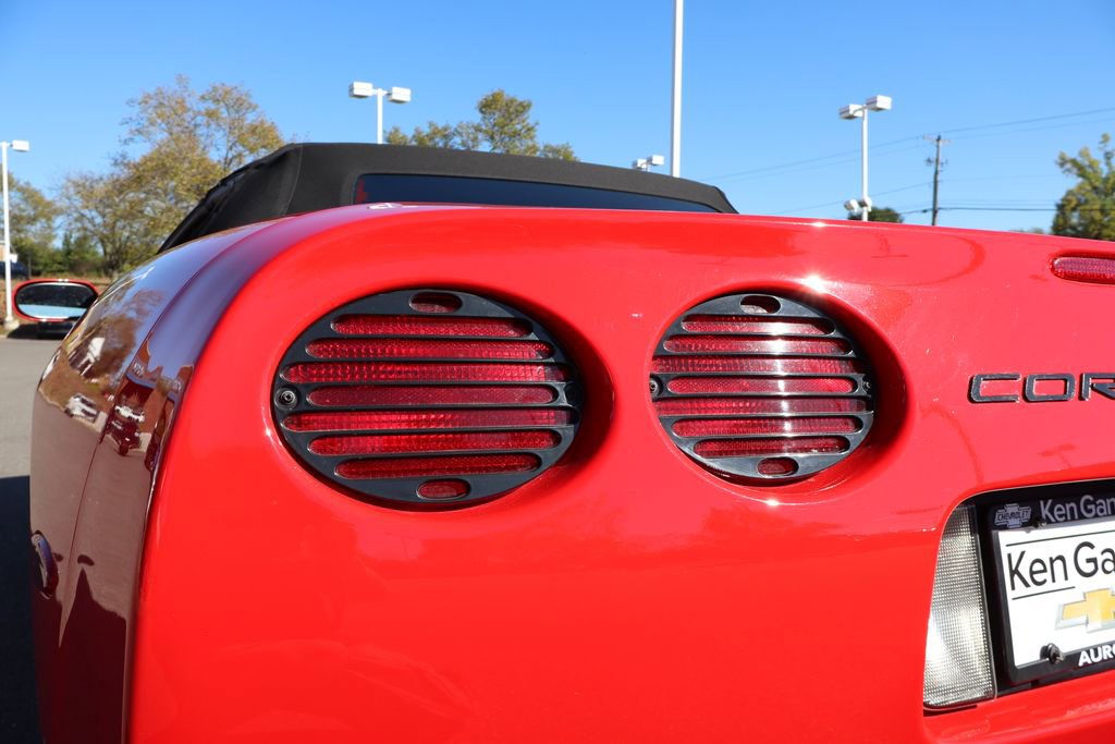 Used 2000 Chevrolet Corvette Convertible image 26
