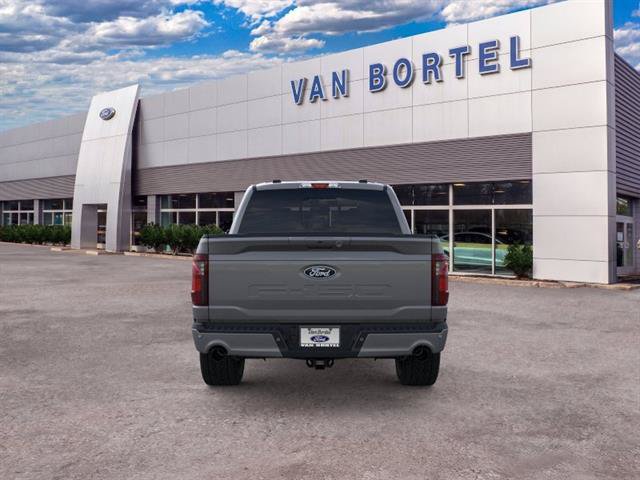 New 2026 Ford F150 XLT w/ Equipment Group 302A MID AWD/4WD image 23