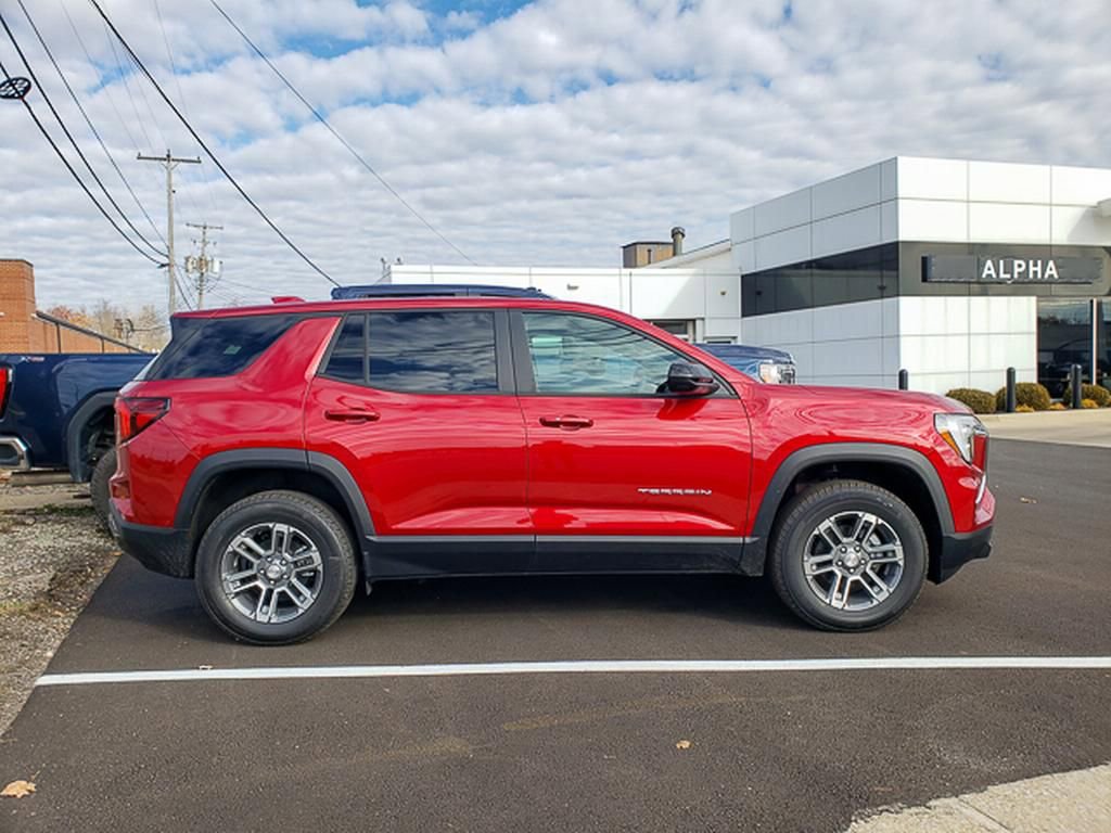 New 2026 GMC Terrain Elevation w/ LPO, Floor Liner Package image 5