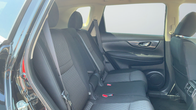 Used 2018 Nissan Rogue SV w/ Premium Package AWD/4WD image 22
