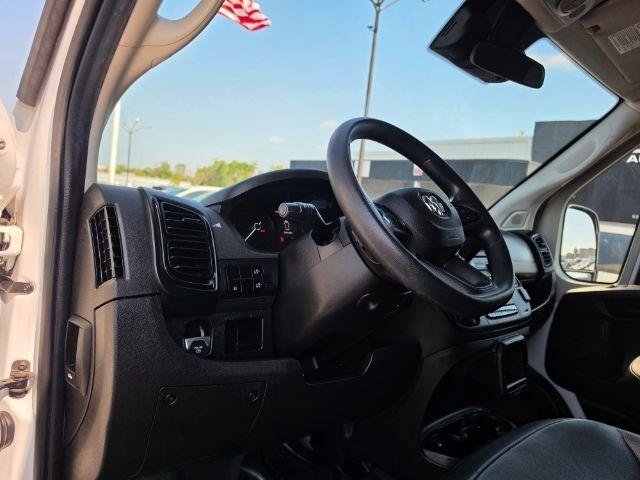 Used 2022 RAM ProMaster 2500 w/ Driver Convenience Group FWD image 8