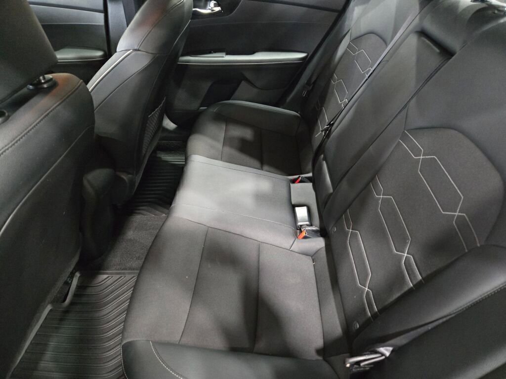 Used 2024 Kia Forte GT-Line image 20