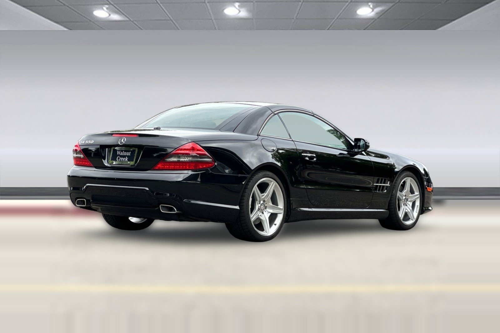 Used 2012 Mercedes-Benz SL 550 image 8