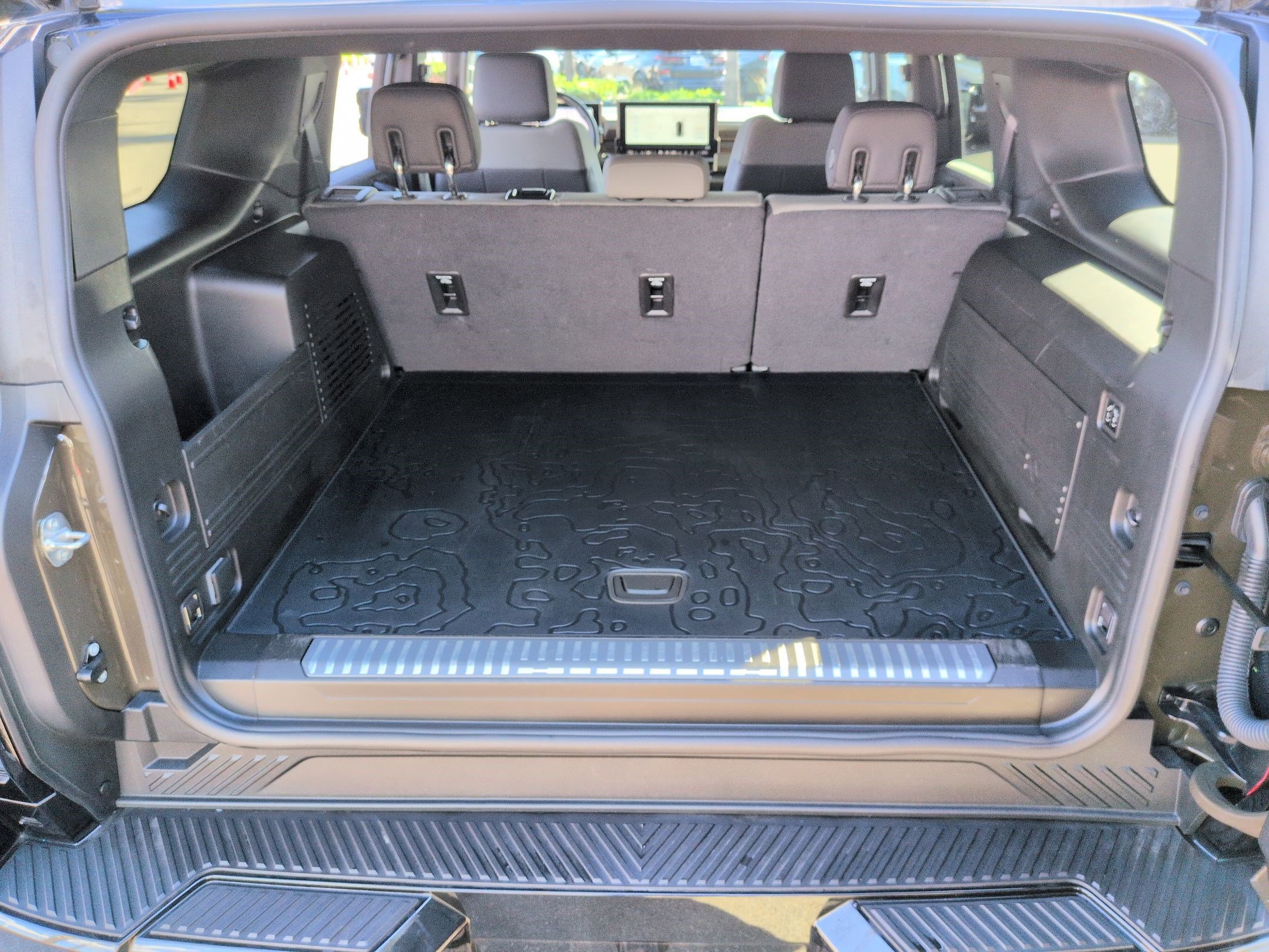 Used 2024 GMC Hummer EV 2X w/ Extreme Off-Road Package image 30