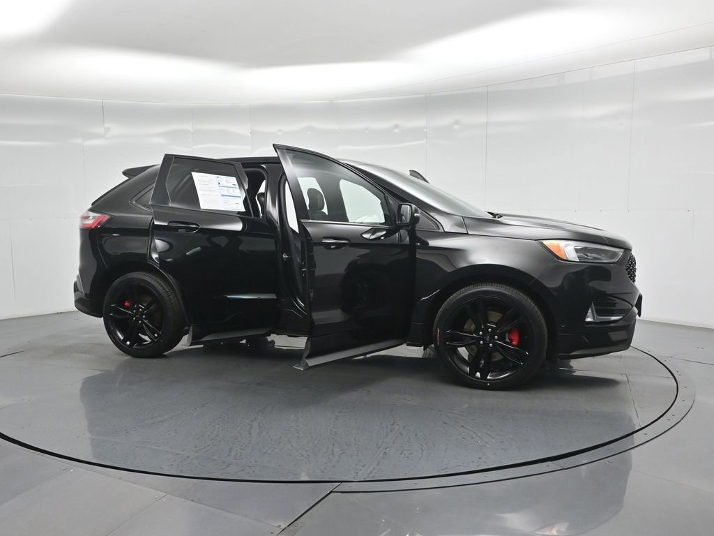 Certified 2019 Ford Edge ST w/ Equipment Group 401A image 34