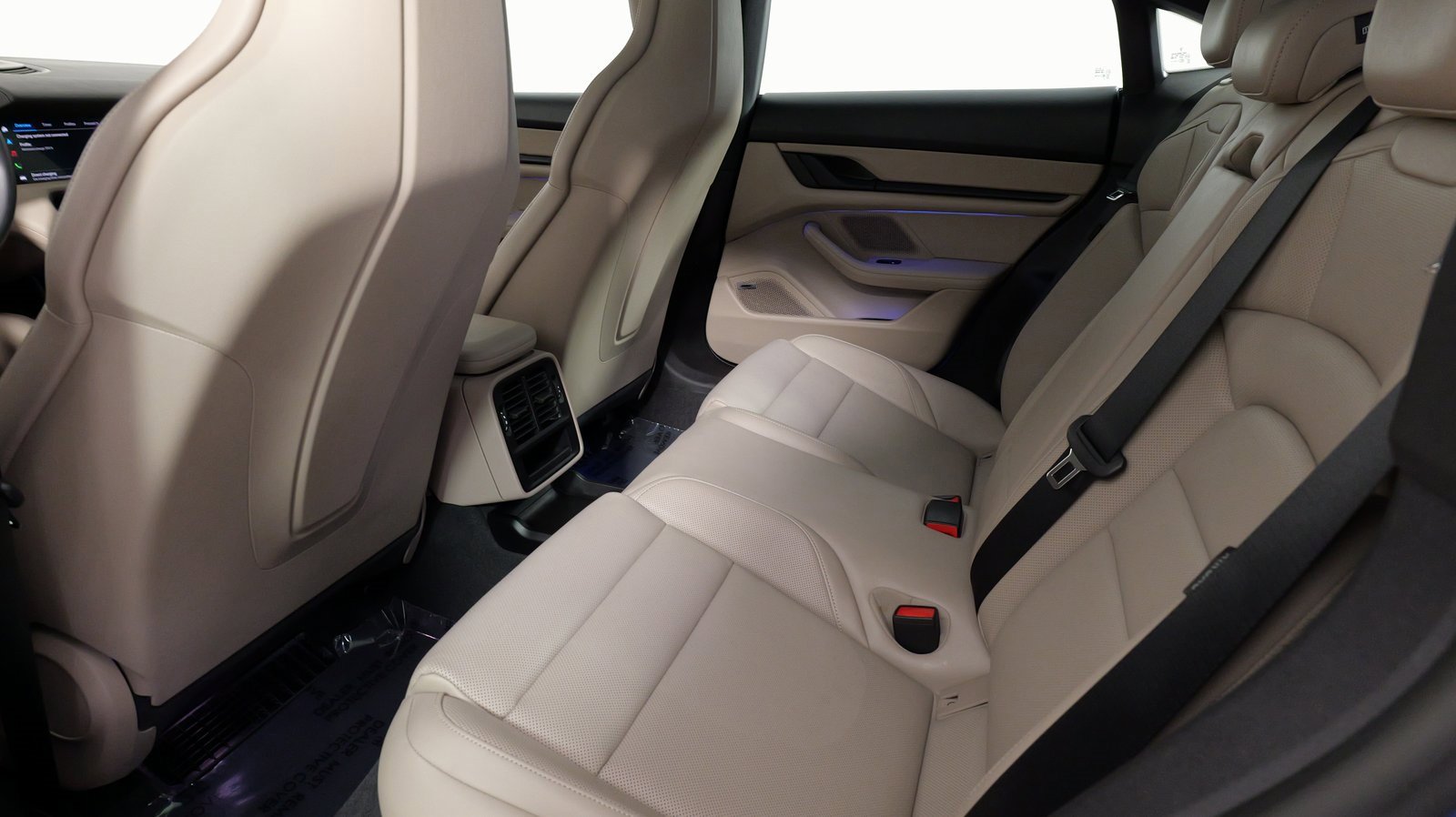 Used 2023 Porsche Taycan image 38